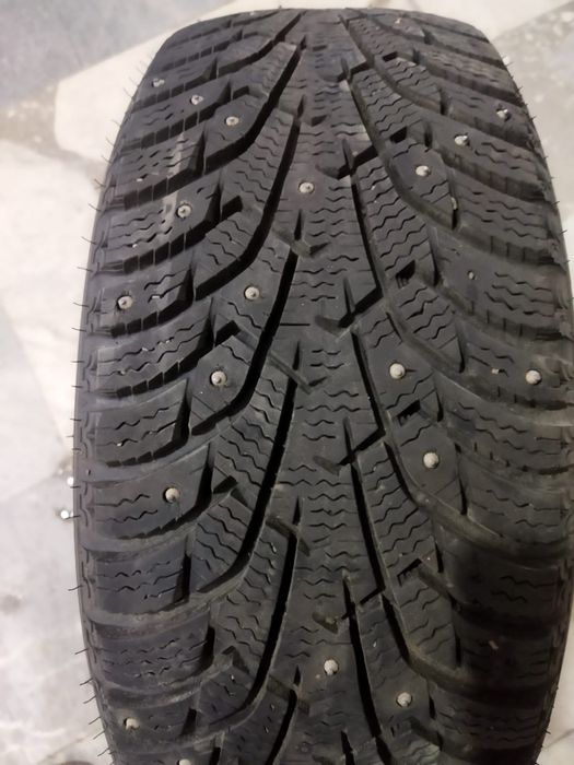 Продам  зимнюю  резину