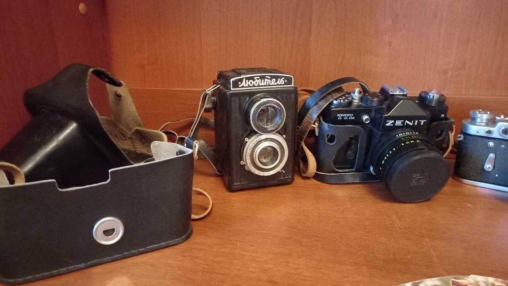 продам фотоаппараты ссср. цена стоит условная