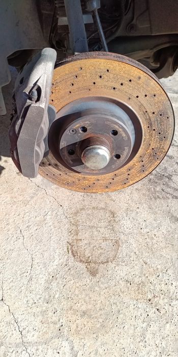 Предни спирачни апарати Brembo за Mercedes W221
