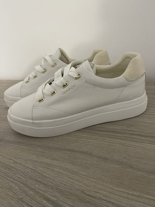 Sneakersi Gant stare excelenta nr 36 ,purtati o singura data