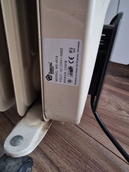 Calorifer electric cu ulei, 10 elementi,  2300W