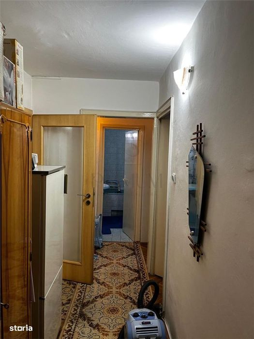Lipovei - Etaj 1 - 4 Camere - 3 Balcoane - Centrala Proprie - Decomand