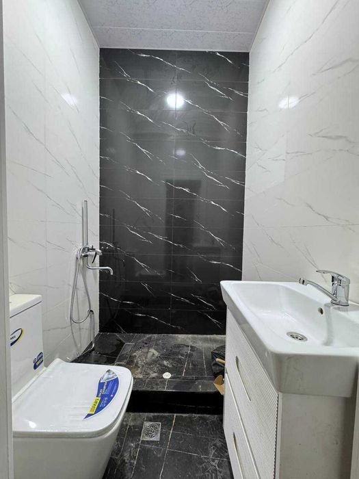 Сергели ,Хонобод, махалля Кенгмакон . 1.8 sotihda 4 xonali uy sotaman