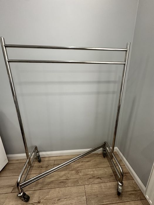 Вешалка напольная