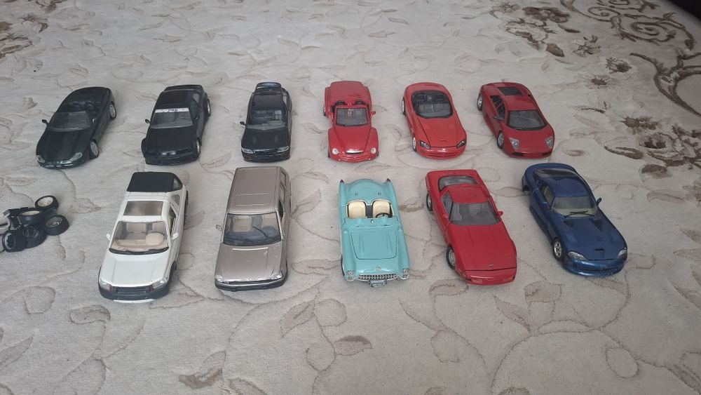 Lot 11 masini scara 1/24 pt restaurat