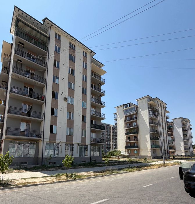 Срочно Продаеться 1-комнатная квартира городе Чирчике 2-микрарайоне