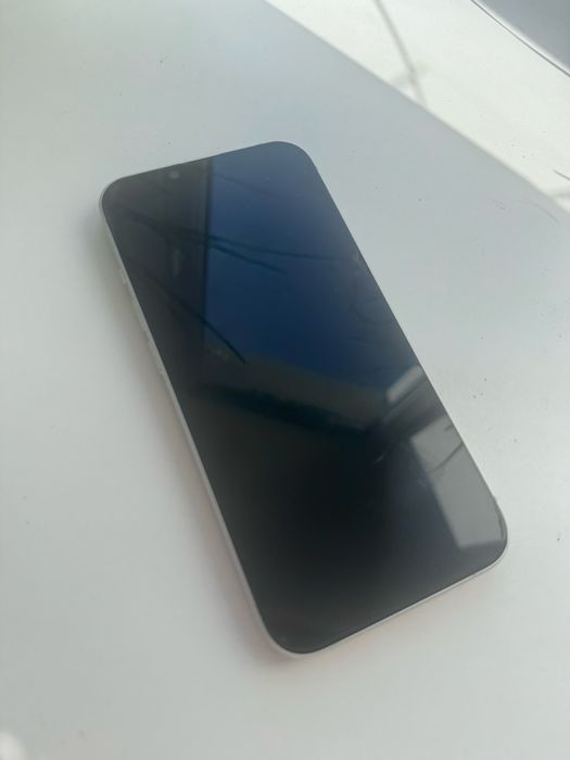 iphone 13 отличное состояние