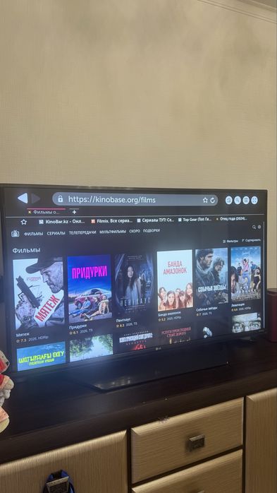 Телевизор LG 49UF771V