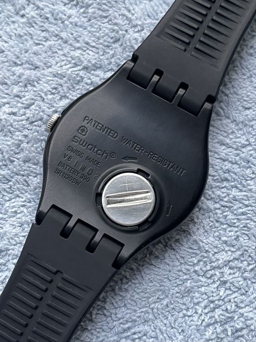swatch mono black SO29B704