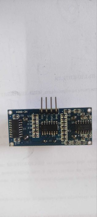 Ултразвуков сензор за разстояние HC-SR04