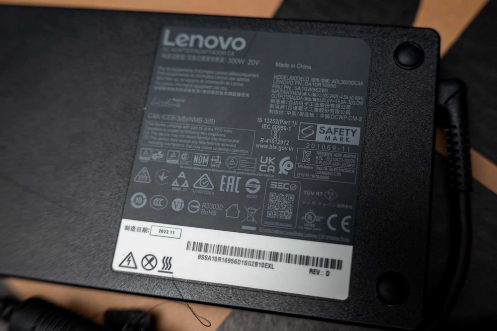 Lenovo Legion Pro 5 16IRX8 | i7-13700HX | RTX 4060 | 32GB | 1TB SSD