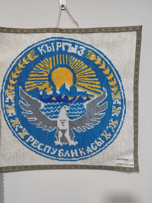 Миллий услуб  ироки кашта (ручная работа)