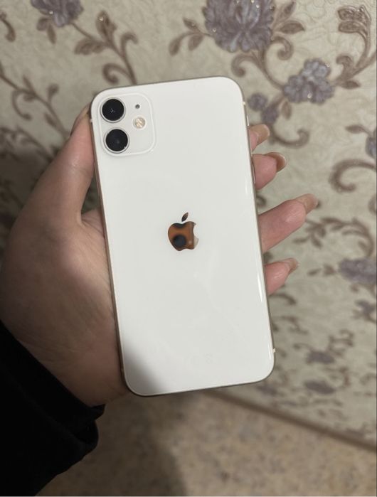 Iphone 11 64гб минусов нет