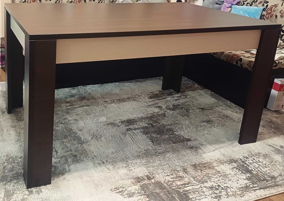 Трапезна маса 135/90/76