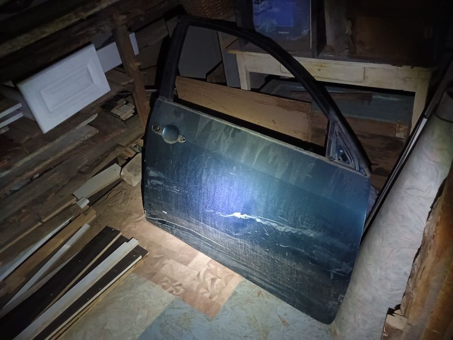 Дверь Nissan primera p12