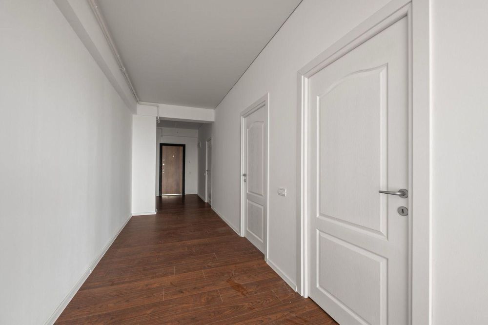 Apartament de vanzare cu 3 camere in zona Nord, Mamaia-Sat