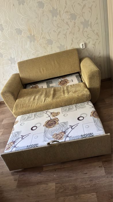 Продаётся Диван раскладной.