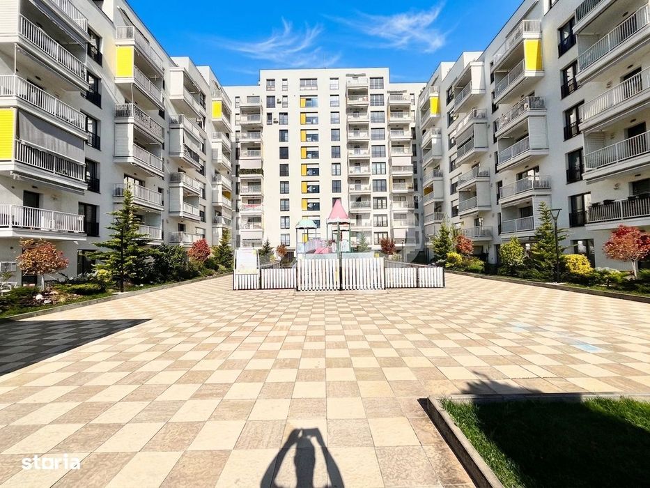 De vanzare apartament 2 camere parcare subterana piscina exterioara Mo — fotografia 1