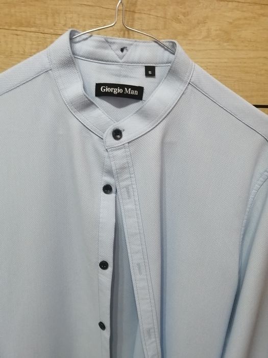 Cămăși de vânzare