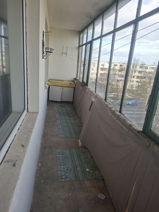 Vând apartament 2 camere semidecomandat