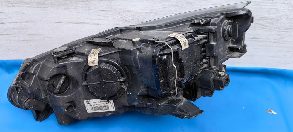 Десен фар за Seat Ibiza V / Фар за Сеат Ибиза 5