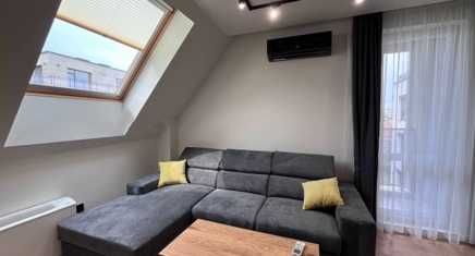 Дава се под наем Двустаен апартамент в София, Кръстова вада - 63 кв.м за 727.77 € - Снимка #1