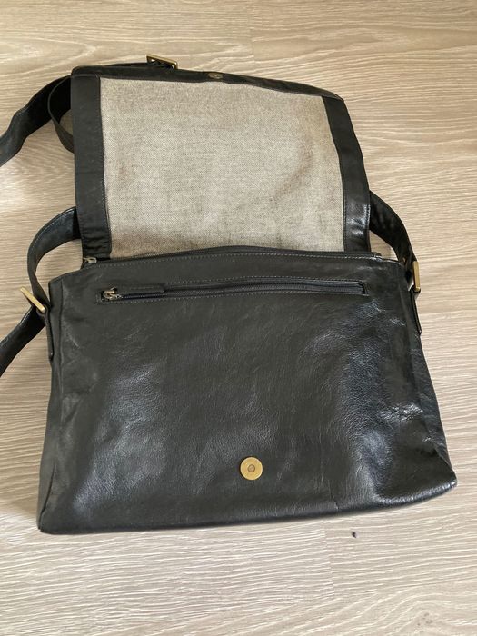 Чанта-планшет, висококачествена кожа