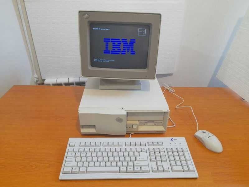 Продавам ретро компютър IBM330-75 Pentium 75MHz Socket 5