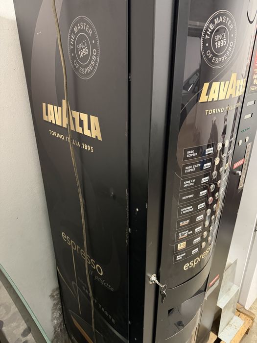 Вендинг машина-Спацио C7