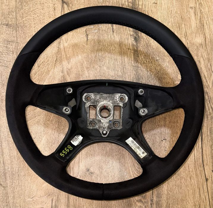 Тапициране на волани