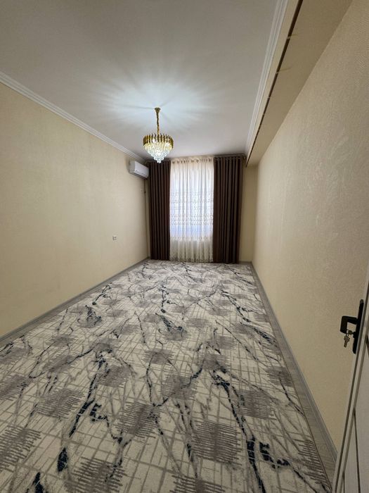 1 xona 2 xona qilingan uy sotiladi