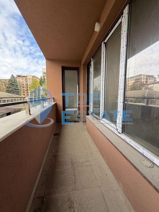 Продава се Тристаен апартамент в Велико Търново, Бузлуджа - 150 кв.м за 1154 €/кв.м - Снимка #7