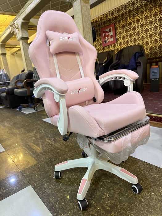 Игровое кресло Dxracer