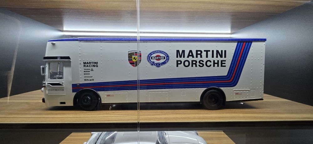 Продаётся моделки 1-18