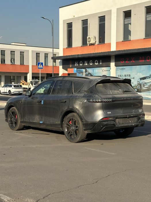 Voyah Free 318 25/25 yangi