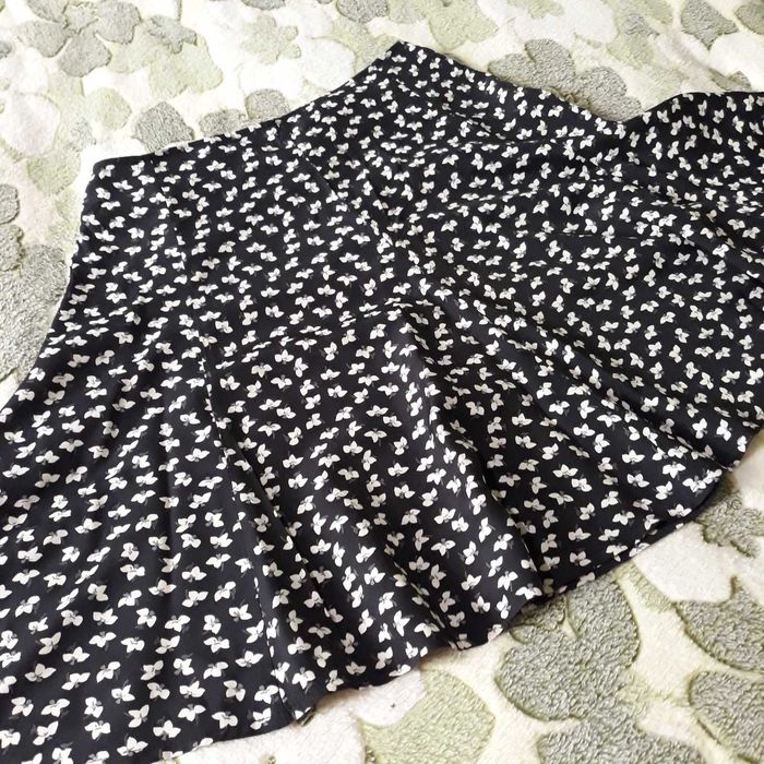 Нови -Пола и Блузка