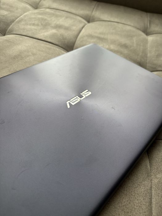 Лаптоп ASUS X510U