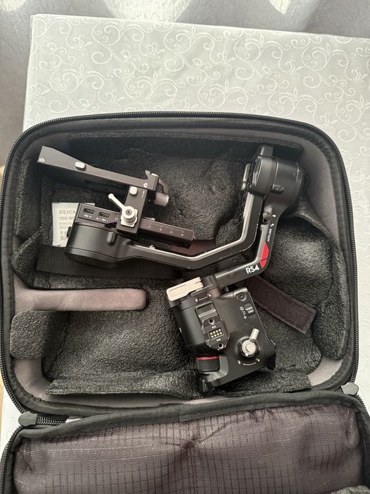 Sigma 24-70 Rs4 Combo