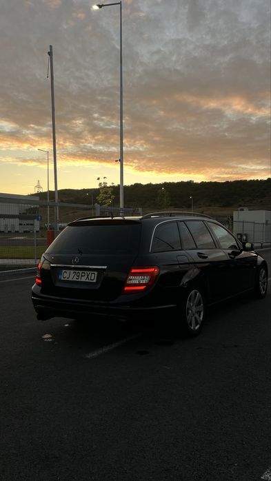 MERCEDES-BENZ C-Class 2011 — imagine 4