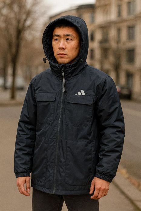 Ветровка Adidas.