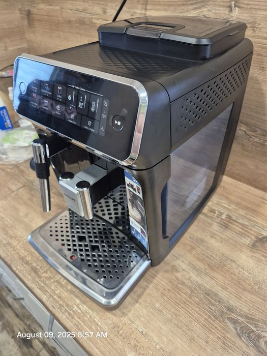 Кафе машина Philips 3300 Series