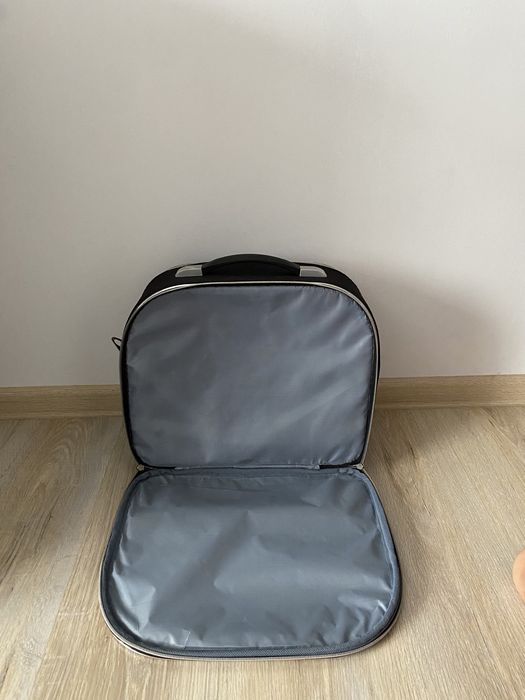 Geamantan/valiza/geanta umar-mana