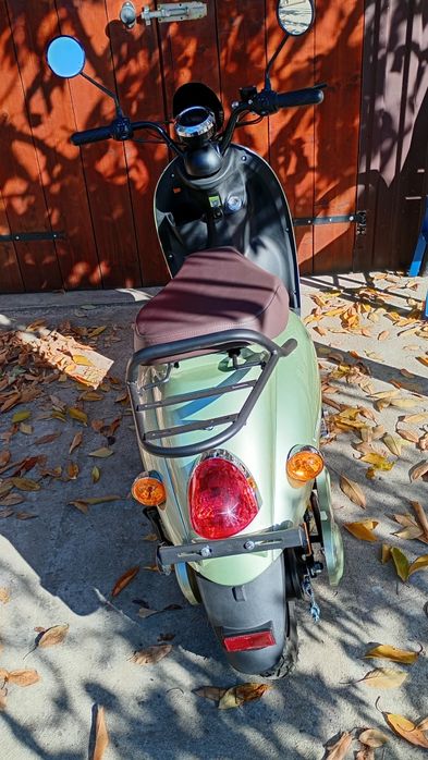 Vând scuter electric