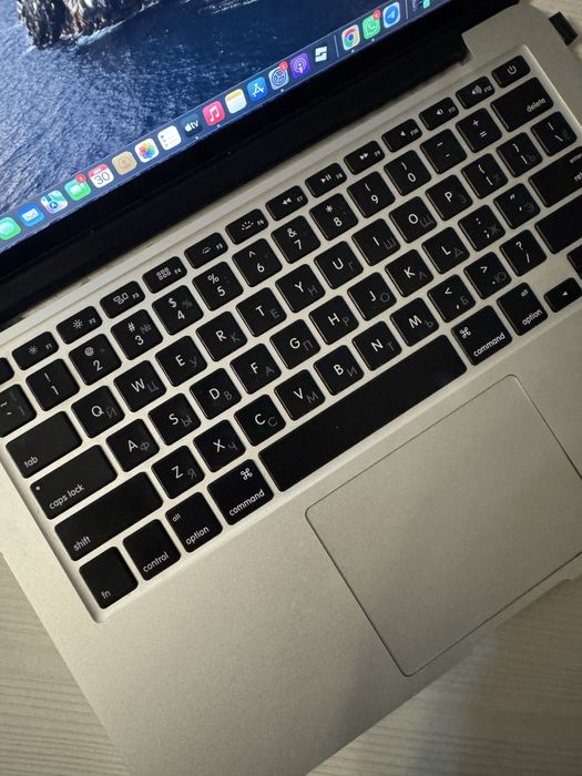 Срочно продам MacBook Pro 13