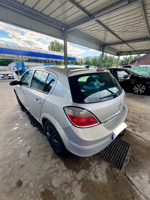 Opel Astra H 1.3