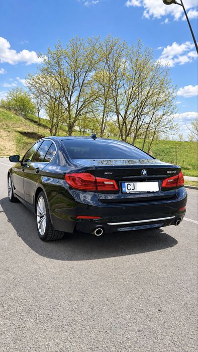 BMW 530d xDrive G30 265CP | Istoric Complet | HUD | 360° | Trapă | ACC
