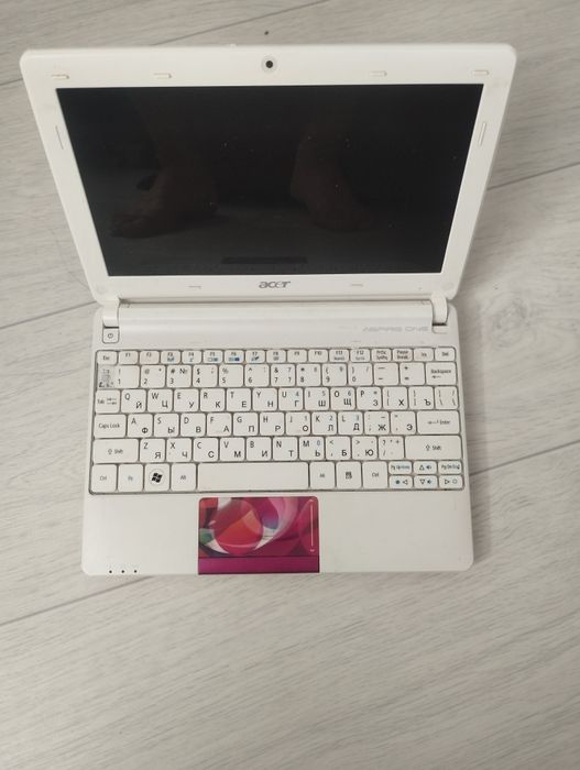 Продам нетбук aspire one