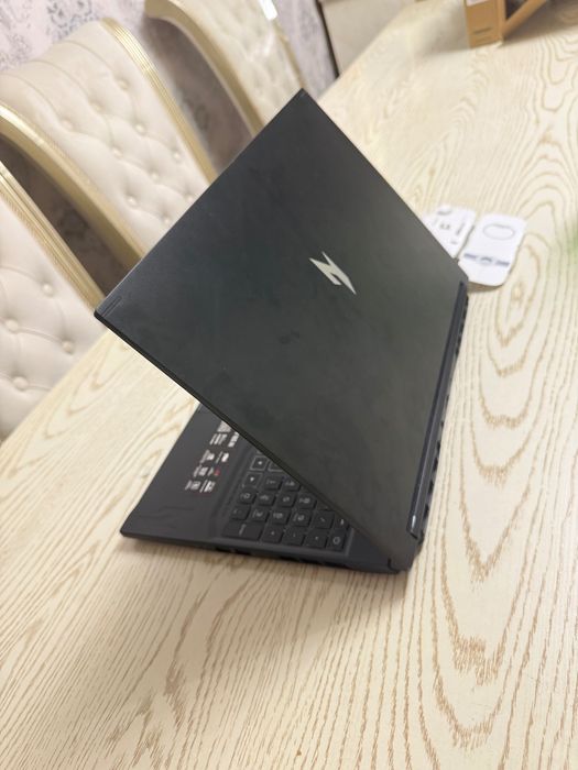 Acer Nitro V16 Gaming noutbuk Holati ideal pachti ishlamagan