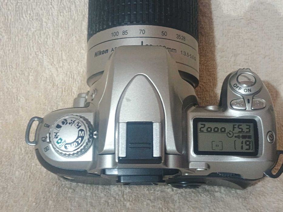 Aparat foto Nikon F 75