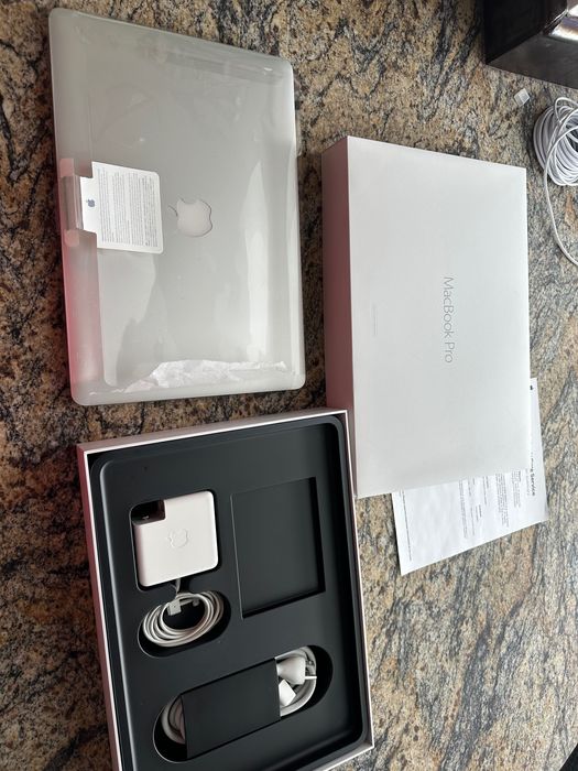 Отличен MACBOOK 15’’ 512GB